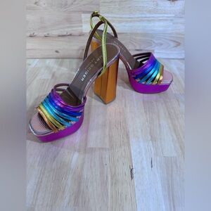 Kurt Geiger London Pierra Platform Sandals size 35.5 missing ankle strap